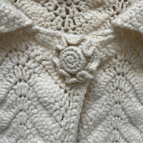 Y2K Cropped Chrochet Cable Knit Shrug Coquette Girl Cream Cardi Cottage Core SzM - Picture 3 of 15